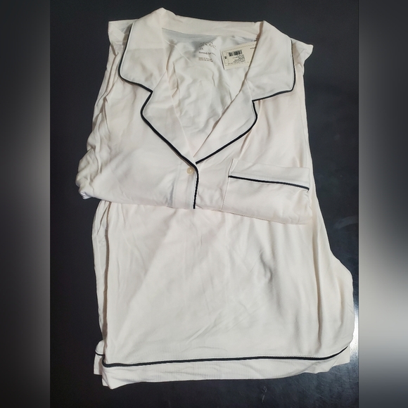 🌞2 for $35🌞 Stars Above Women"s Short Sleeve White PJ set Size 3x - Picture 2 of 4